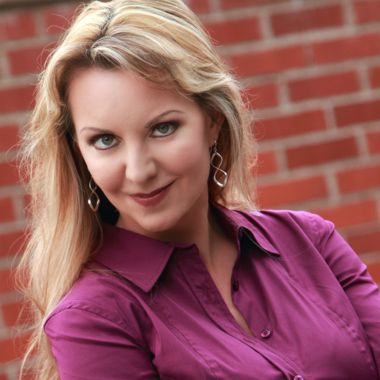 Kira Gurnée Actress